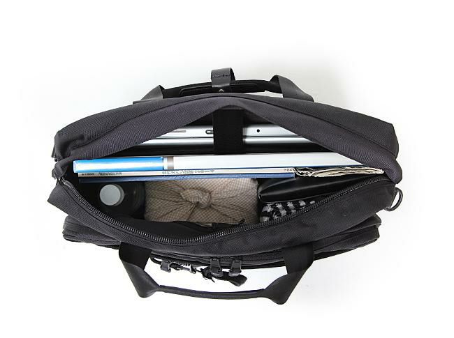 アッソブ エクスクルーシブ ブリーフケース A2SOV 061305