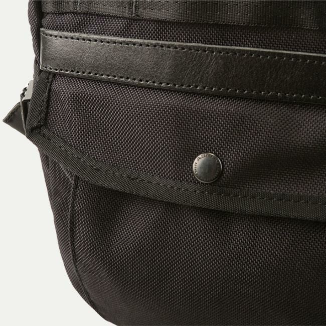 アッソブ エクスクルーシブバリスティックナイロン ショルダーバッグ A2SOV 061326