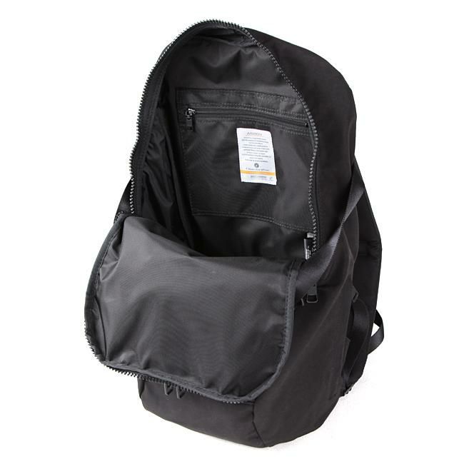アッソブ シュリンクナイロン リュック A2SOV 091700