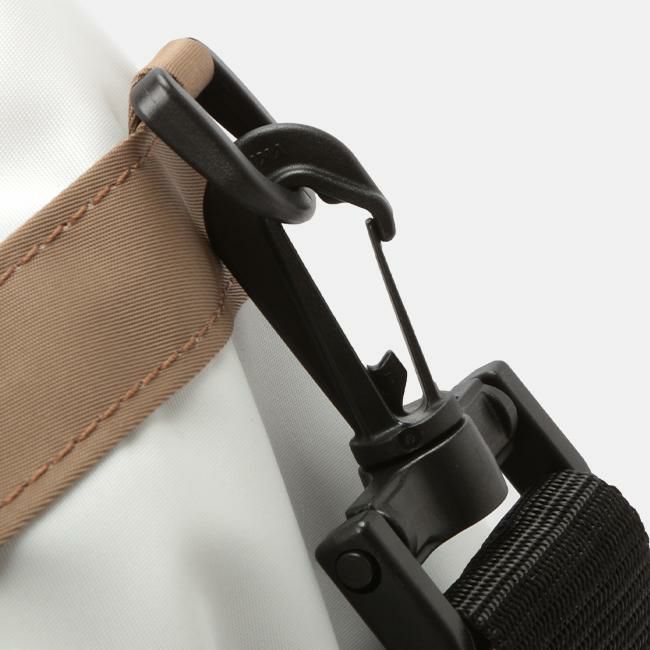 アッソブ ナイロンツイル ショルダーバッグ A2SOV 091900