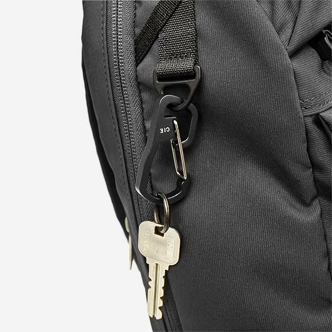 シー カラビナ キーケース キーホルダー CIE cie-082100