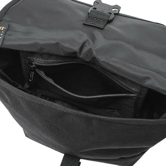 マンハッタンポーテージ ナイロンメッセンジャーバッグ メッセンジャーバッグ Manhattan Portage mp1603fzp