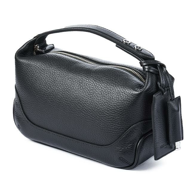 正規取扱店】ペッレモルビダ メイデンボヤージュ クラッチバッグ