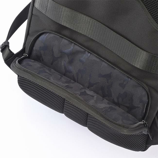 ゼロハリバートン Z PACK type-F(ネイビー) ZERO HALLIBURTON | Z PACK | type-F リュックサック B4/15.6