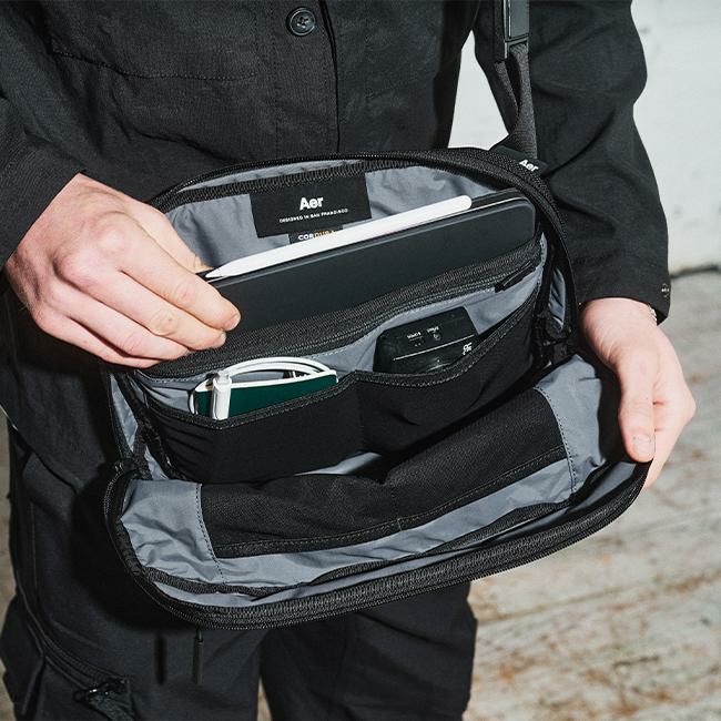 エアー トラベルコレクション ショルダーバッグ Aer daysling3max