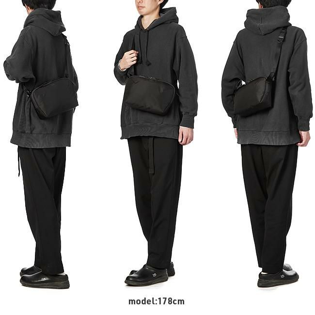 エアー プロコレクション ショルダーバッグ Aer pro-sling