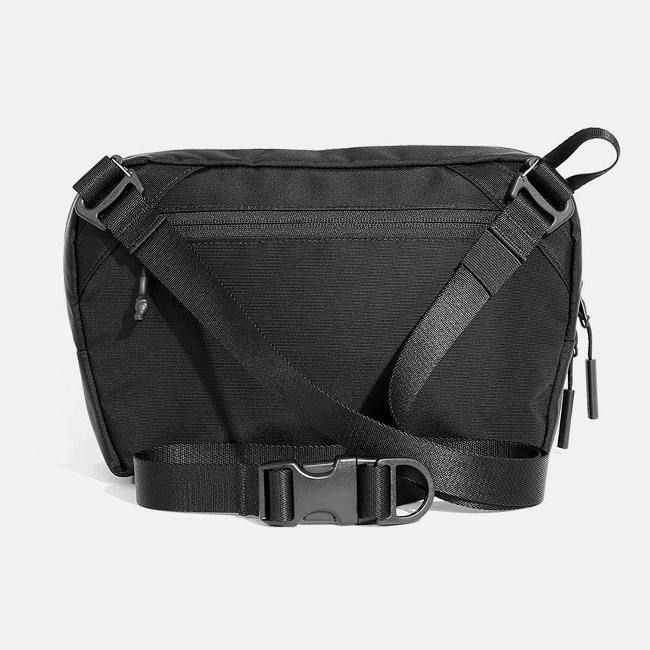 エアー プロコレクション ショルダーバッグ Aer pro-sling