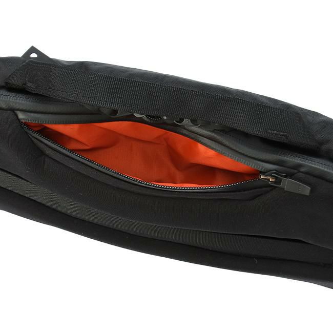 コードオブベル  ショルダーバッグ CODE OF BELL apex-liner-max