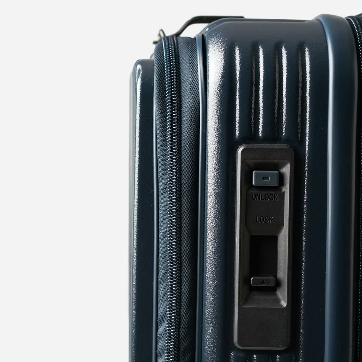 イノベーター エクストリームジャーニー スーツケース inovator inv650dor