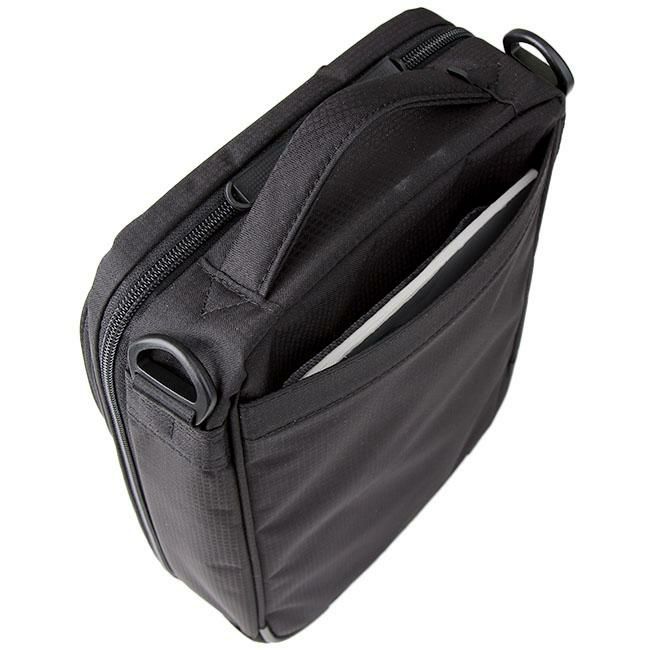 エース ジーンレーベル フレックスライト フィット ショルダーバッグ ace.GENE LABEL 54552