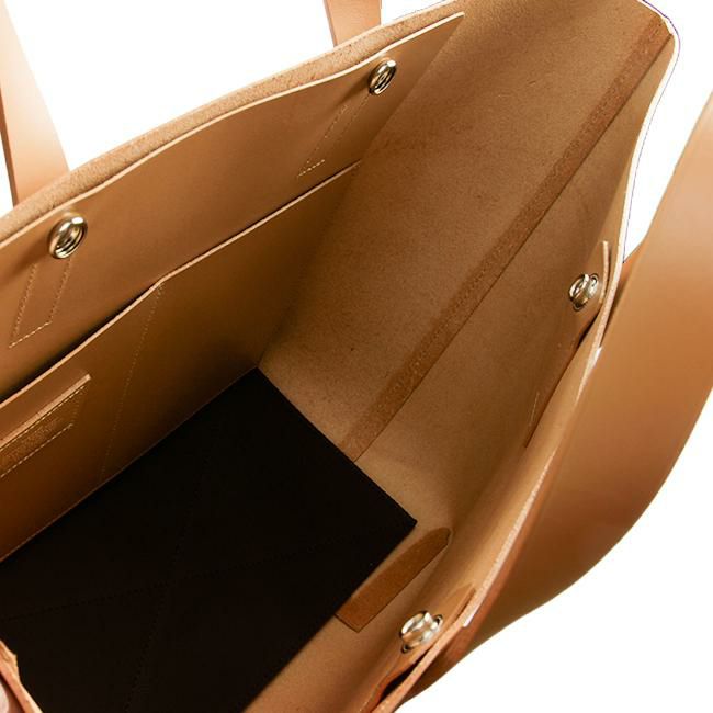 スロウ キャスターヌメ トートバッグ SLOW 858s09l