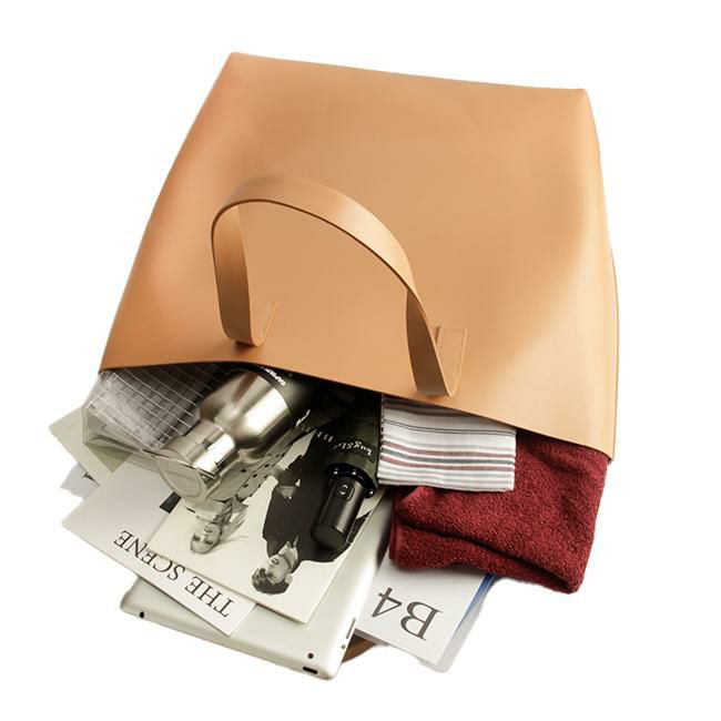 スロウ キャスターヌメ トートバッグ SLOW 858s10l