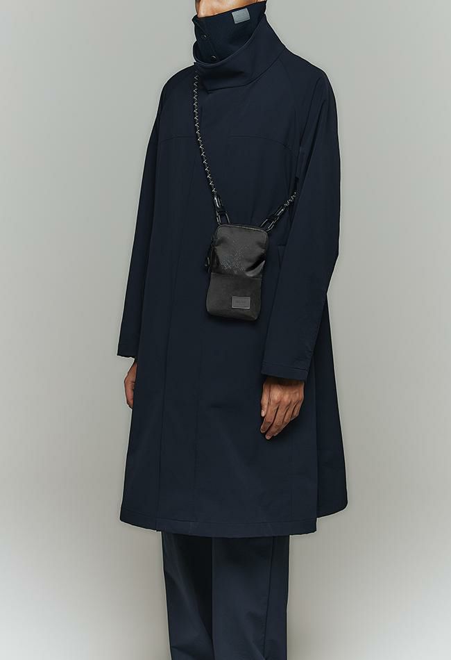 アントラック OUTDOOR CE ショルダーバッグ  untrack-60051