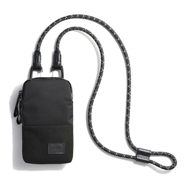 アントラック OUTDOOR CE ショルダーバッグ  untrack-60051