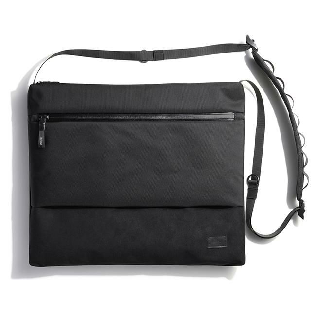 アントラック OUTDOOR/CBE サコッシュ  untrack-60053