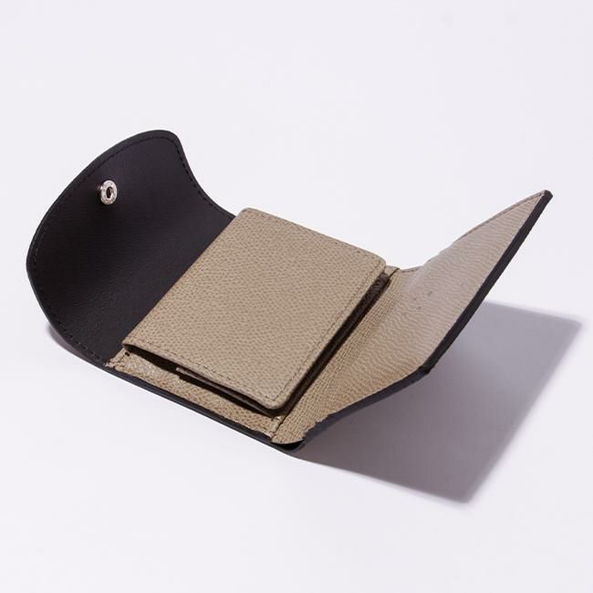 ソポ デギャーマン 二つ折り財布  so57