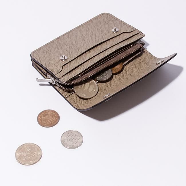 ソポ デギャーマン 二つ折り財布  so58