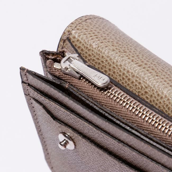 ソポ デギャーマン 二つ折り財布  so58