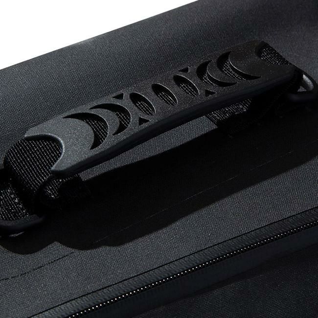 F/CE. ドライ キャリーケース ソフト  dry-2way-trolly