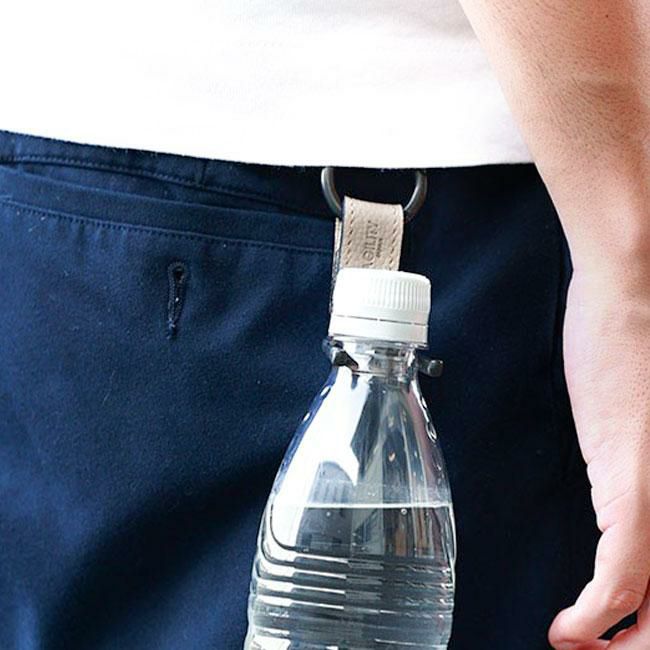 メール便選択で送料無料 アジリティ アッファ ペットボトルホルダー カラビナリング付き 本革 日本製 ブランド SGシュリンク AGILITY affa 1143