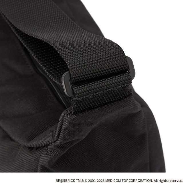 マンハッタンポーテージ ベアブリック【LTD】 ショルダーバッグ Manhattan Portage mp6041bearbrick23