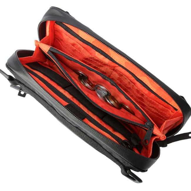 コードオブベル  ショルダーウォレット CODE OF BELL annex-case2