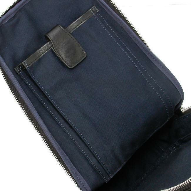 p.i.d エクリール ボディバッグ  paz105