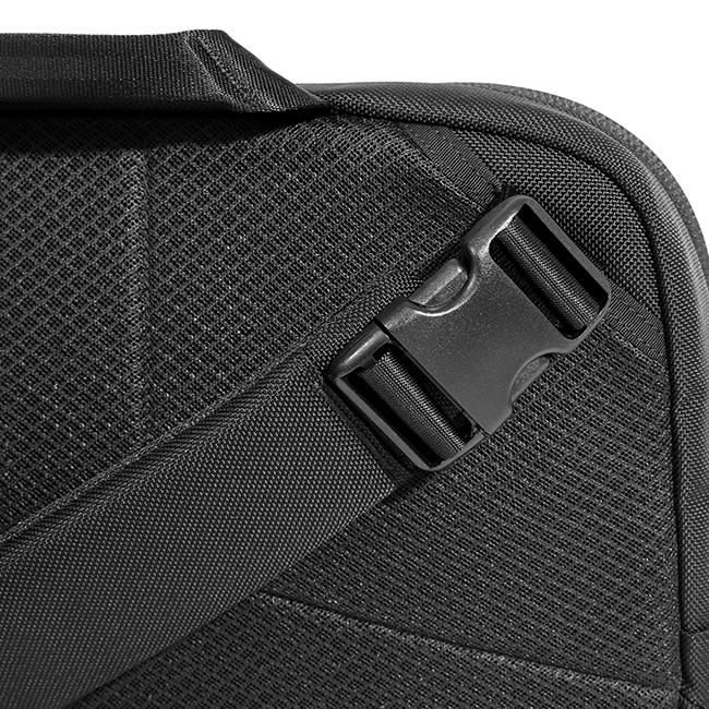 エアー テックコレクション ウエストバッグ Aer techsling3