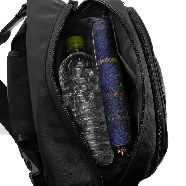 DSBK ユニバーサルコレクション ボディバッグ  koh-3386