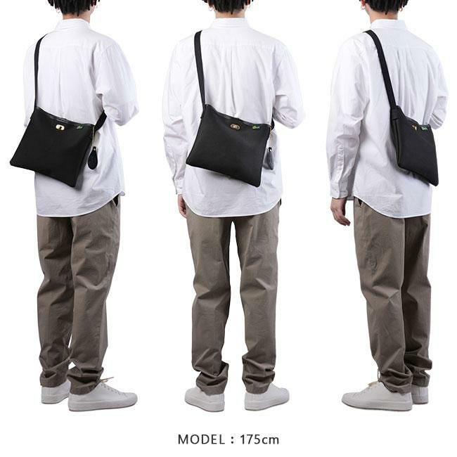 ブレディ LOWCA ショルダーバッグ Brady lowca-small