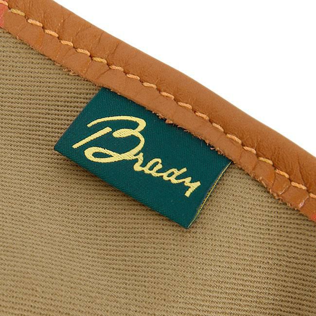 ブレディ LOWCA ショルダーバッグ Brady lowca-small