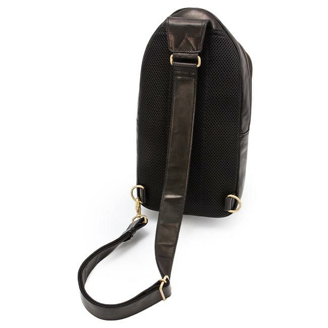 ダコタ ブラックレーベル ホースト3 ボディバッグ Dakota black label da-1623807