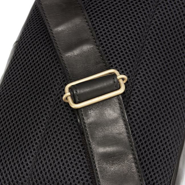 ダコタ ブラックレーベル ホースト3 ボディバッグ Dakota black label da-1623807