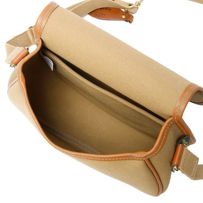 ブレディ AIRE ショルダーバッグ Brady aire