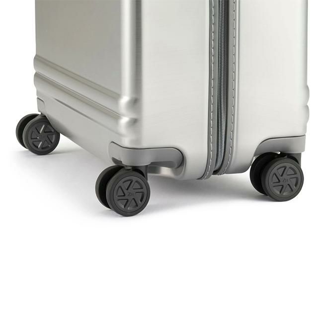 ゼロハリバートン クラシック ライトウェイト4.0 スーツケース ZERO HALLIBURTON zero-81371