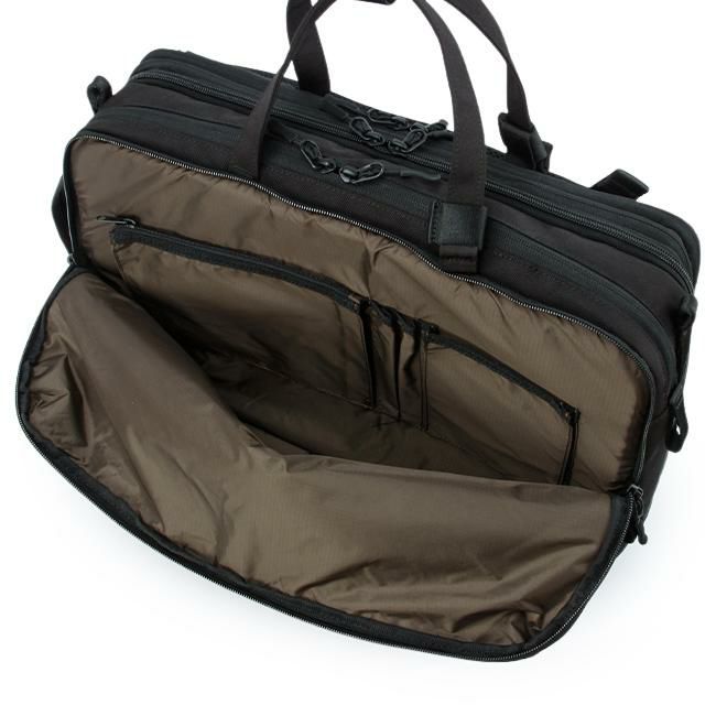 p.i.d トラビ ビジネスリュック  pak302