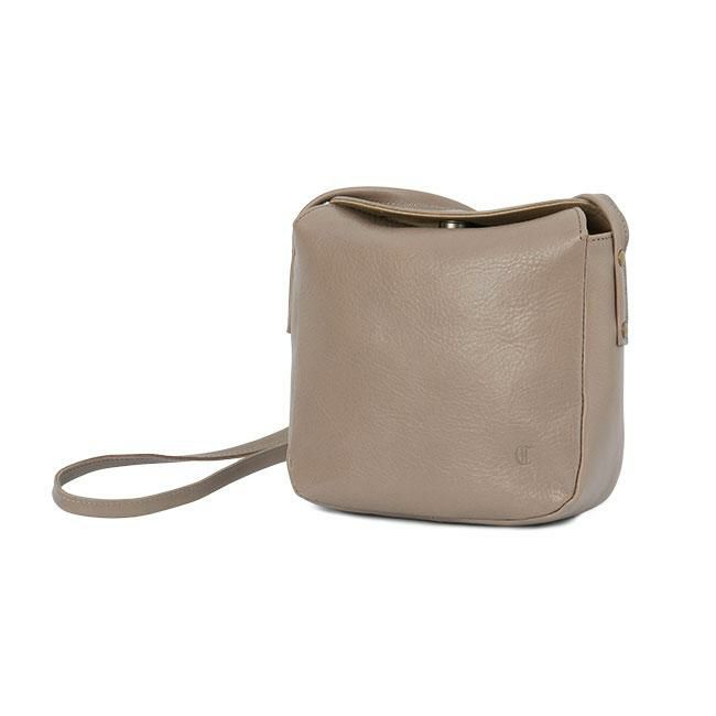 クレドラン クウ ショルダーバッグ CLEDRAN cl3719