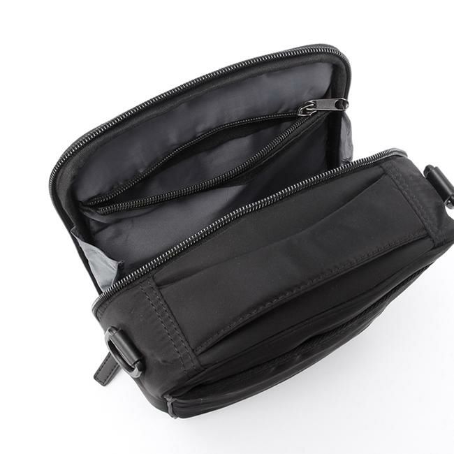 ワールドトラベラー クロトS ショルダーバッグ World Traveler wt-17472