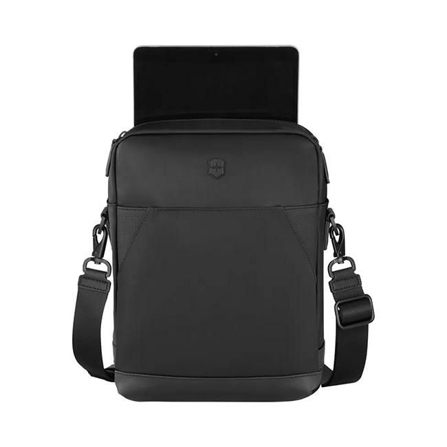 ビクトリノックス Alox Nero ショルダーバッグ Victorinox alox-crossbody