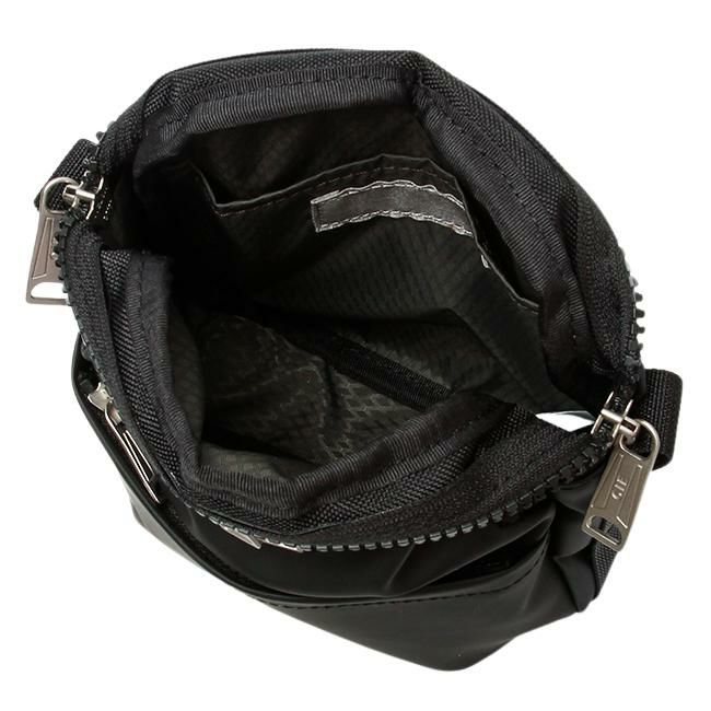 シー ヴァリアス ショルダーバッグ CIE cie-021825