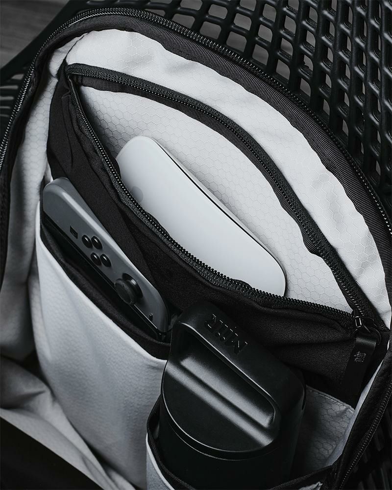 アルパカ metro_backpack ビジネスリュック ALPAKA metro-backpack