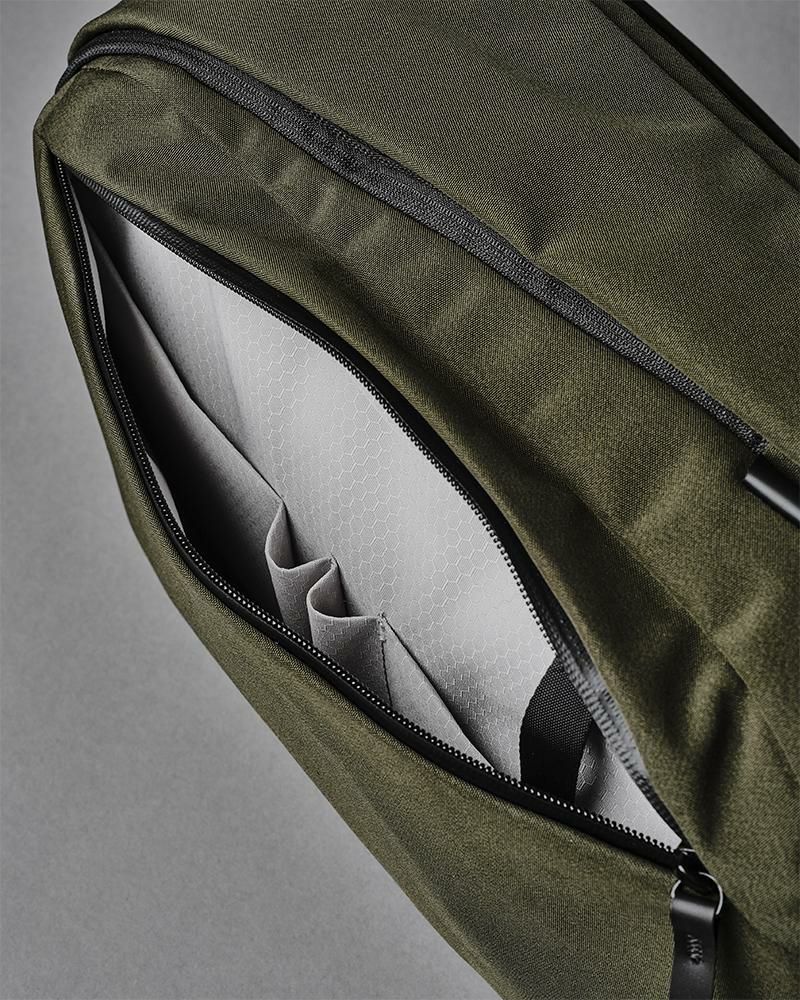 アルパカ metro_backpack ビジネスリュック ALPAKA metro-backpack