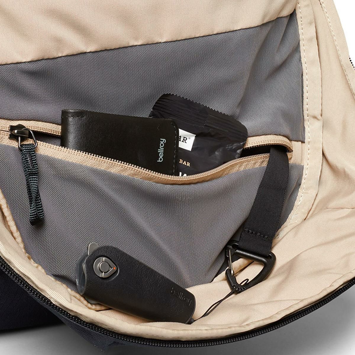 ベルロイ VIA リュック Bellroy beba