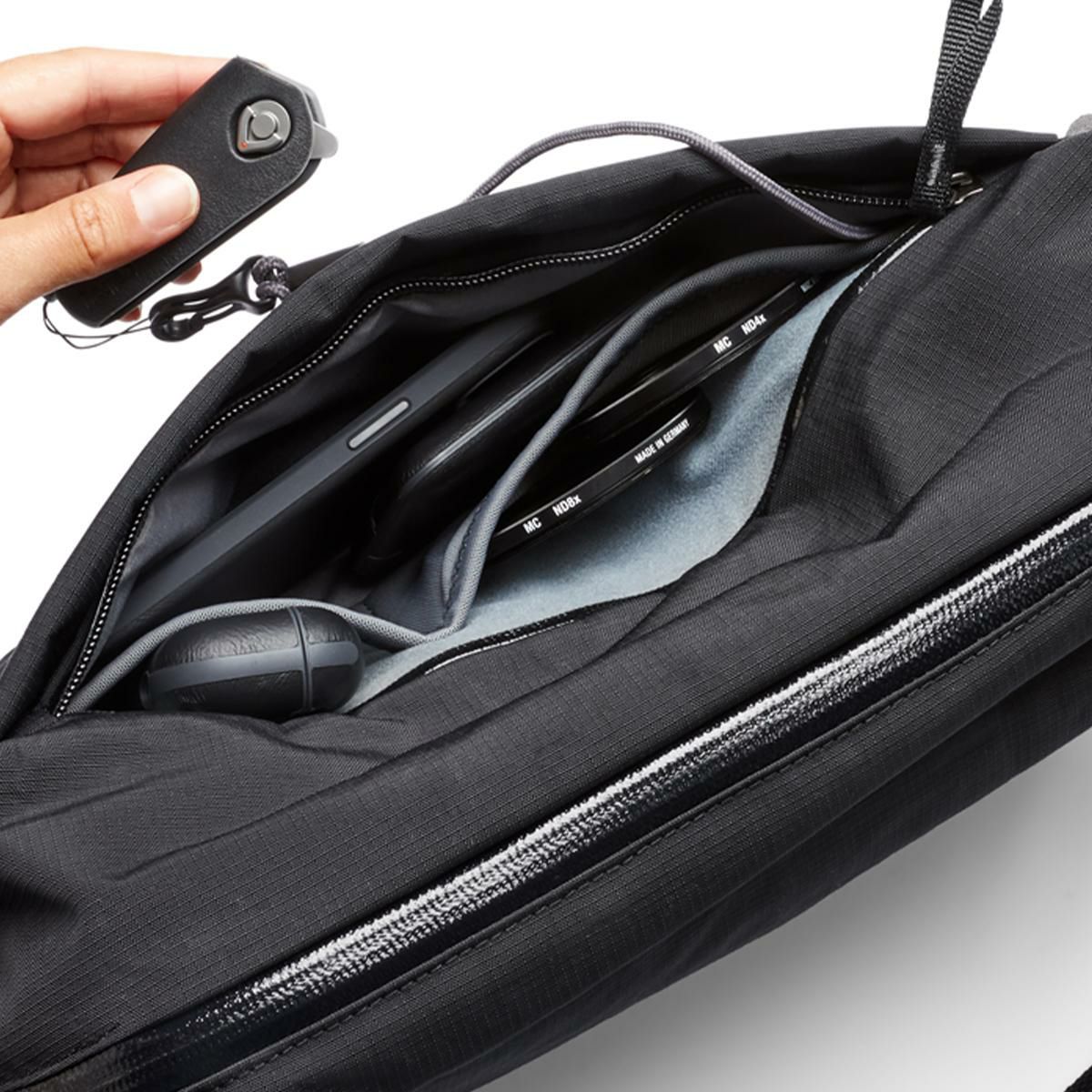 ベルロイ Venture ウエストバッグ Bellroy bvca