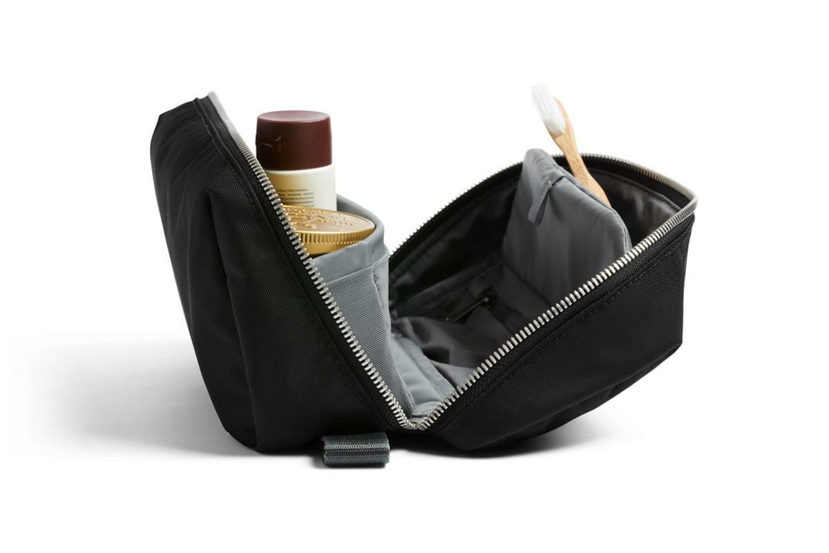 ベルロイ Travel ポーチ Bellroy edkc