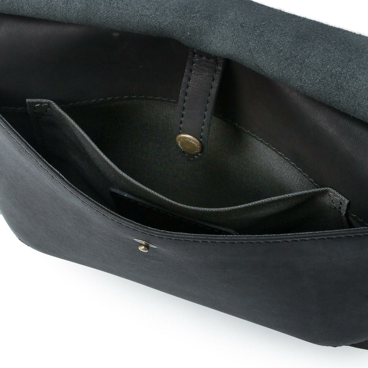 ダコタ ブラックレーベル AM8 ショルダーバッグ Dakota black label da-1623900