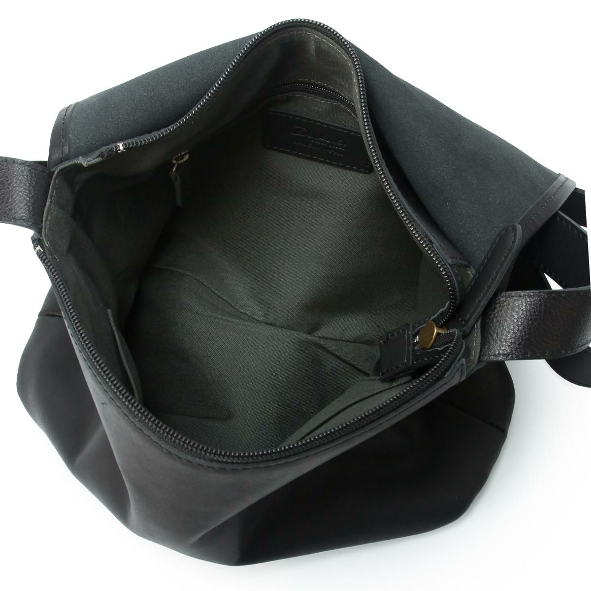 ダコタ ブラックレーベル AM8 ショルダーバッグ Dakota black label da-1623902