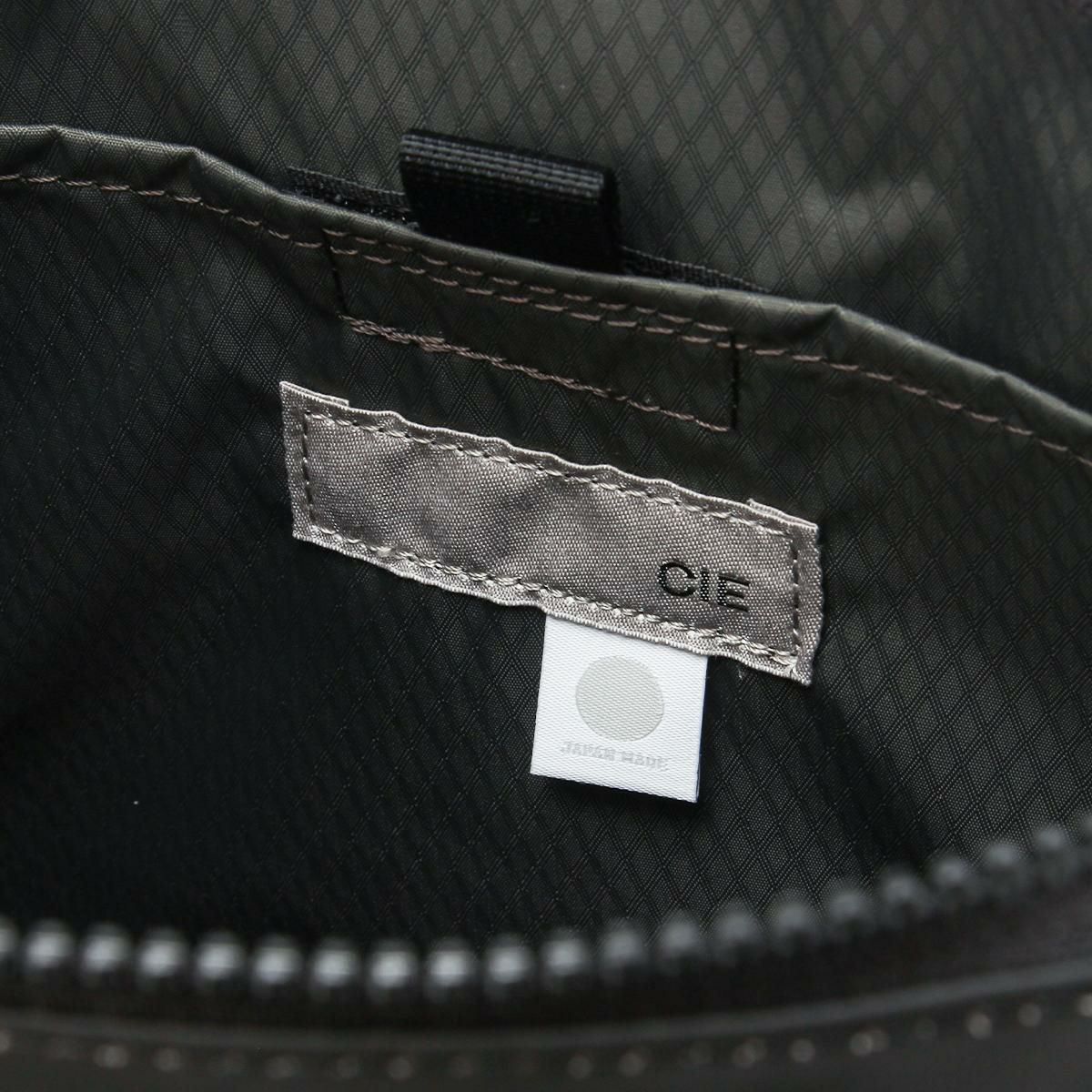 シー ヴァリアス ショルダーバッグ CIE cie-021824