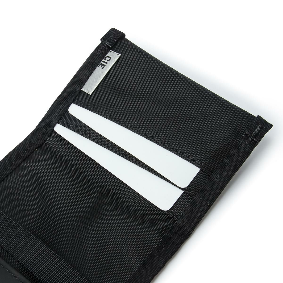 シー ヴァリアス ミニウォレット CIE cie-021851