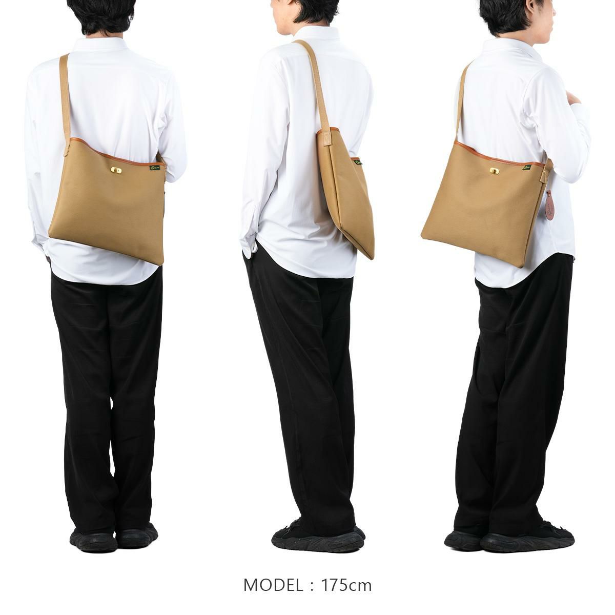 ブレディ LOWCA ショルダーバッグ Brady lowca